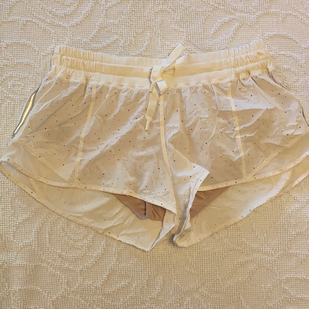 Polka dot Lulu running shorts 🩳